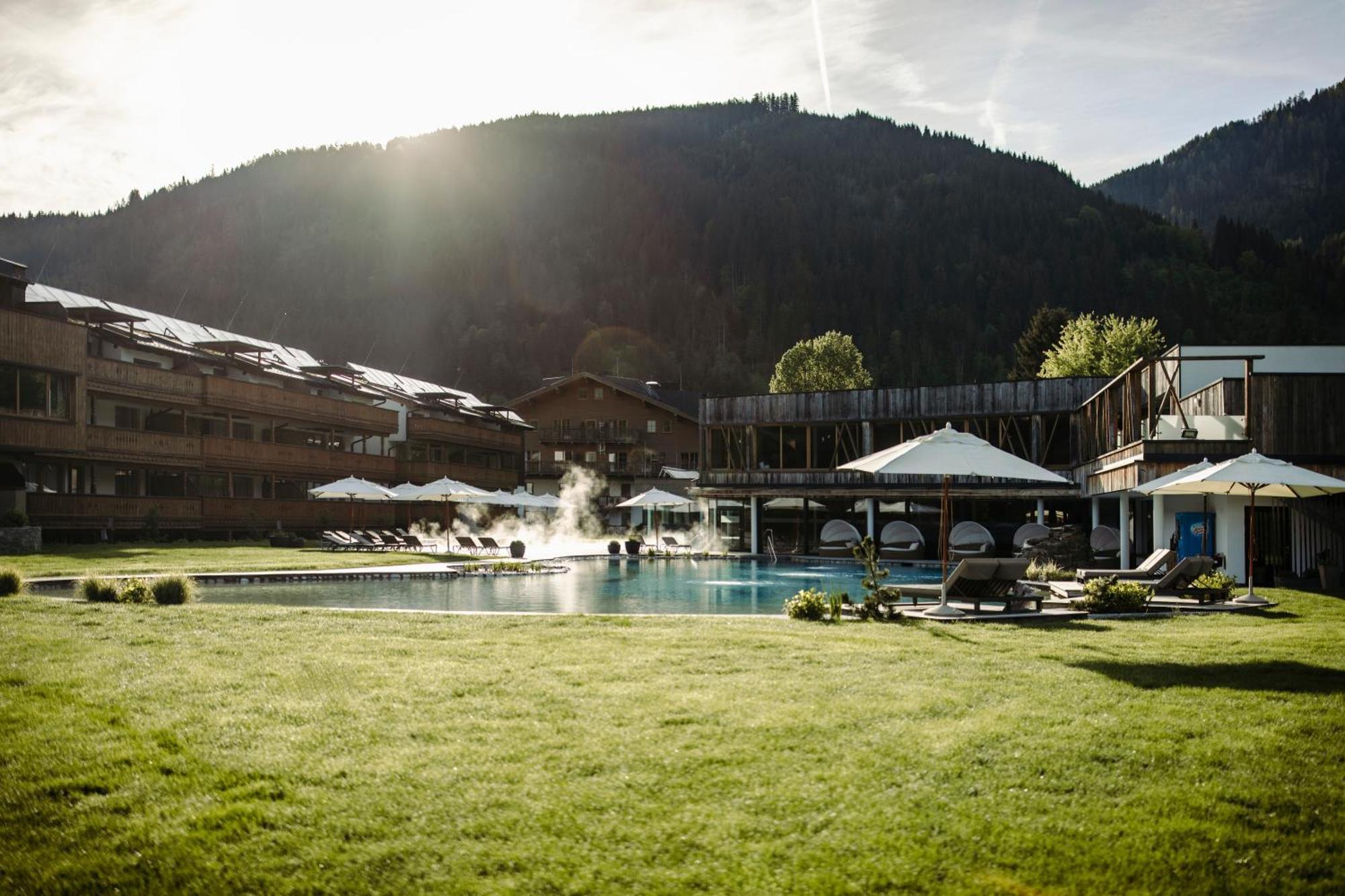 Ferienanlage Central Flachau Exterior photo